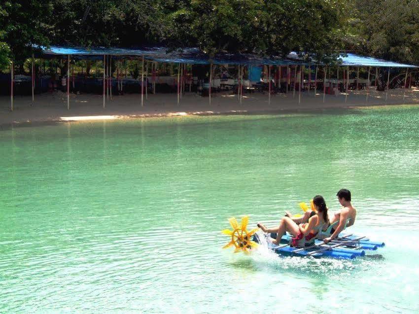 Paradise Island Park & Beach Resort Davao City Exterior foto